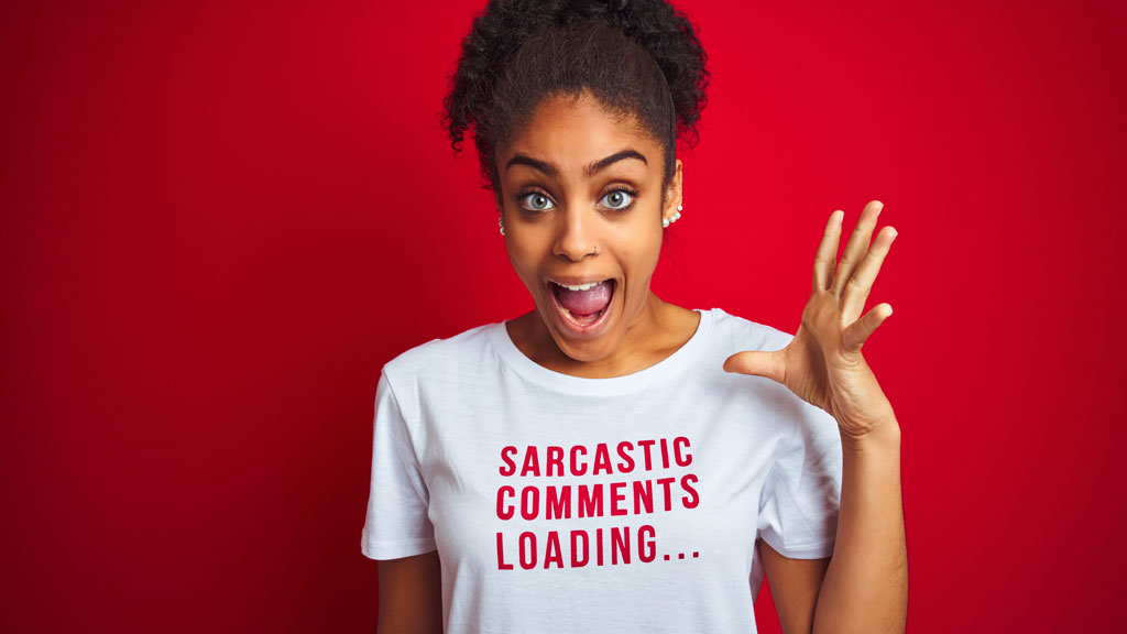 Depositphotos_314406244_XL_1024 Mädchen im T-Shirt mit lustigem Spruch